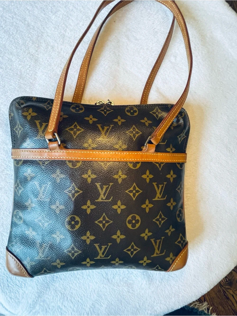 Louis Vuitton Monogram Coussin GM dc04